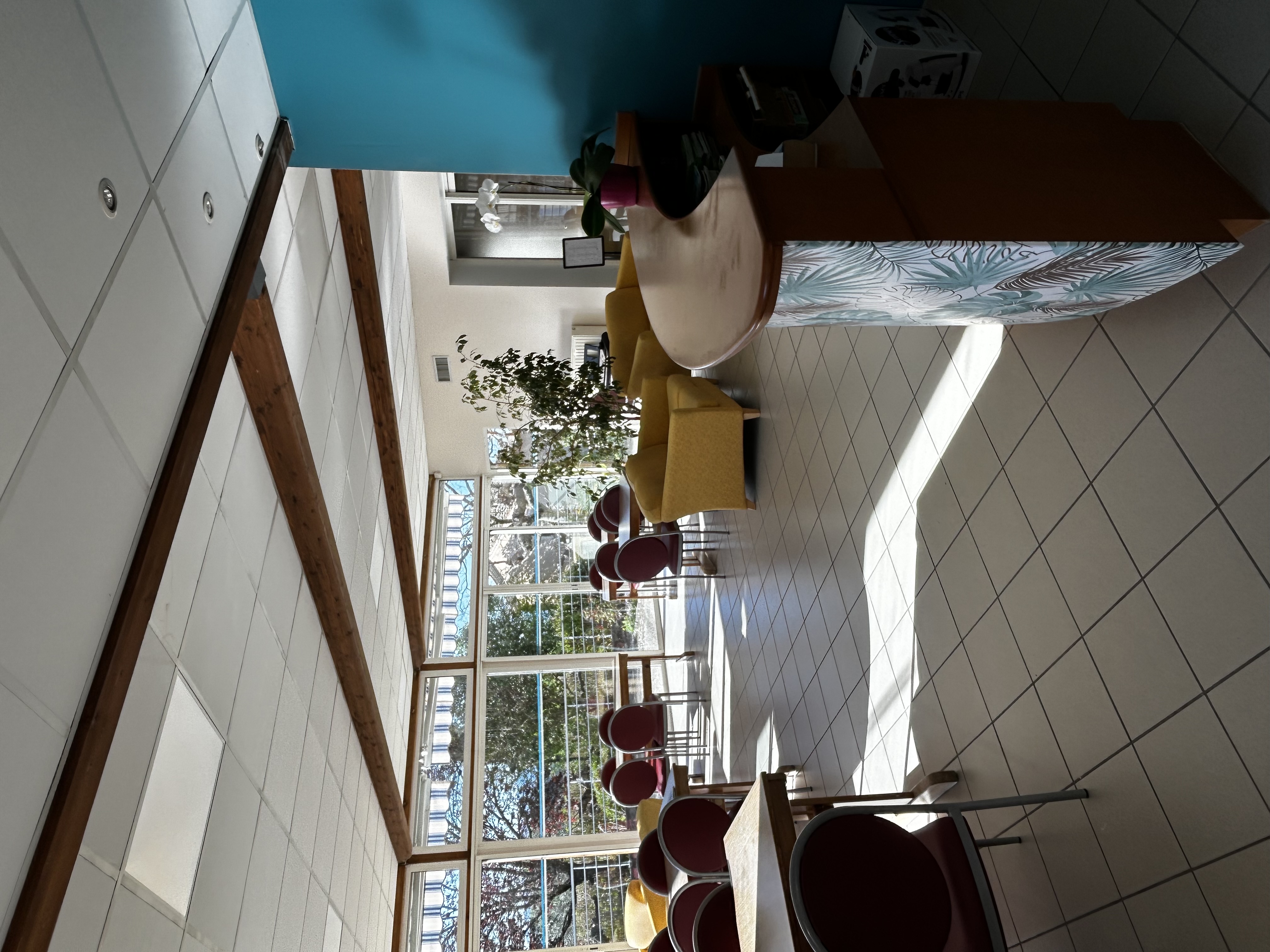 Salle de vie commune de la Résidence Saint-Michel